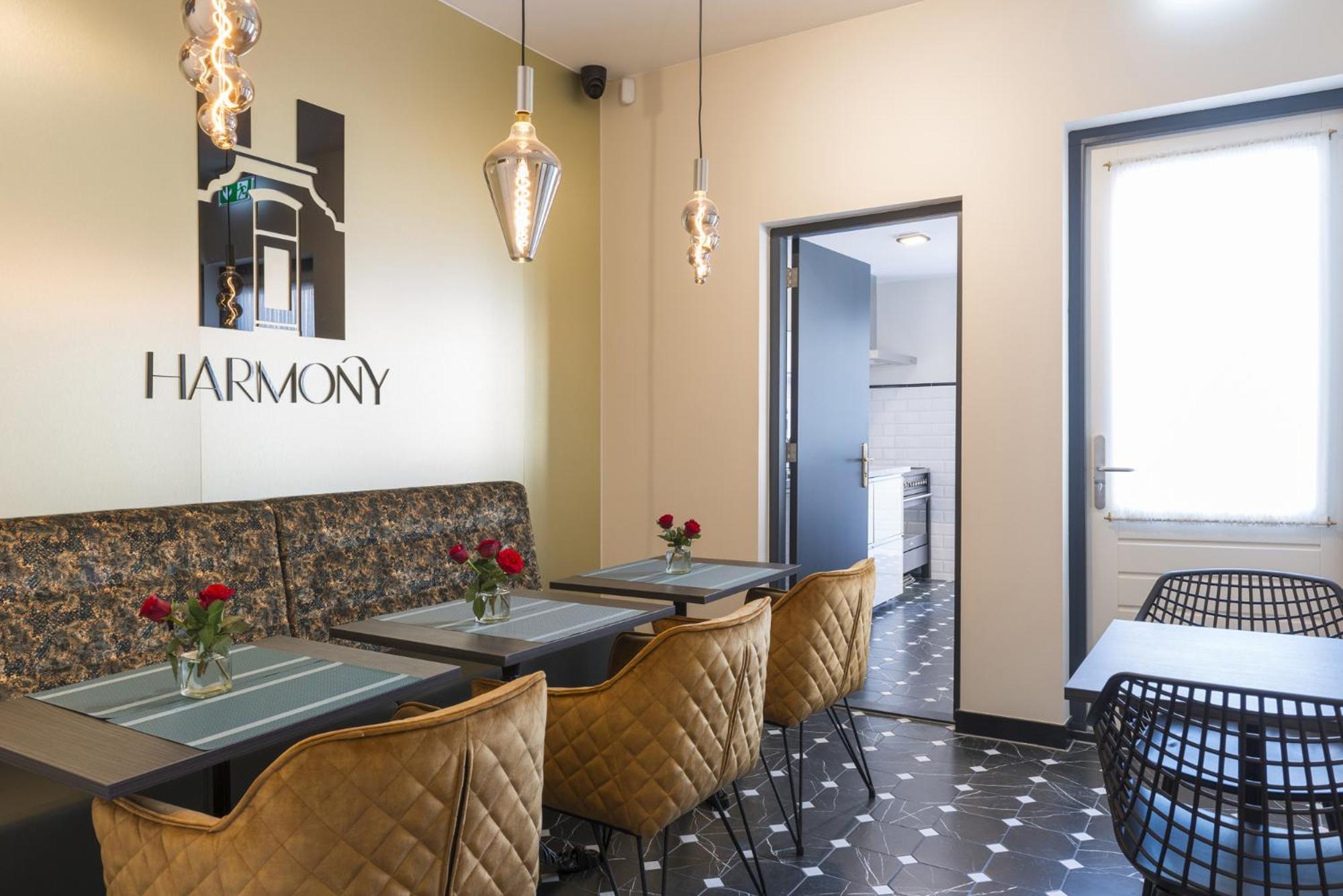Petite Room With Wifi, Ac, And Shared Kitchen Тілбург Екстер'єр фото